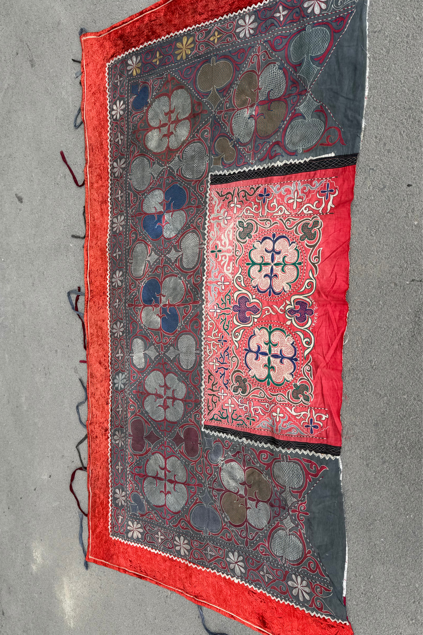 Vintage Qazaq wall hanging Tus kiiz #11