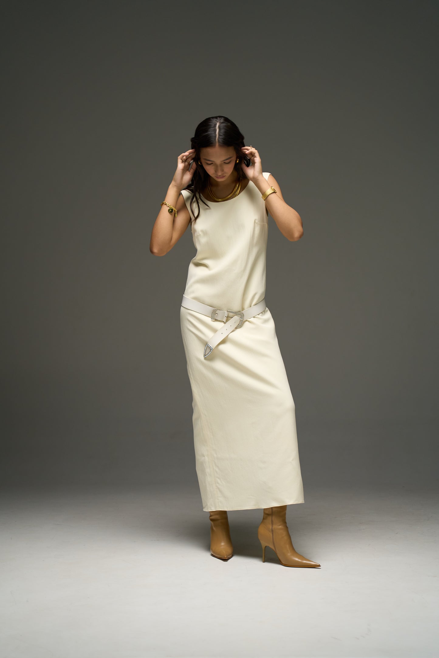 Aq dress in ivory