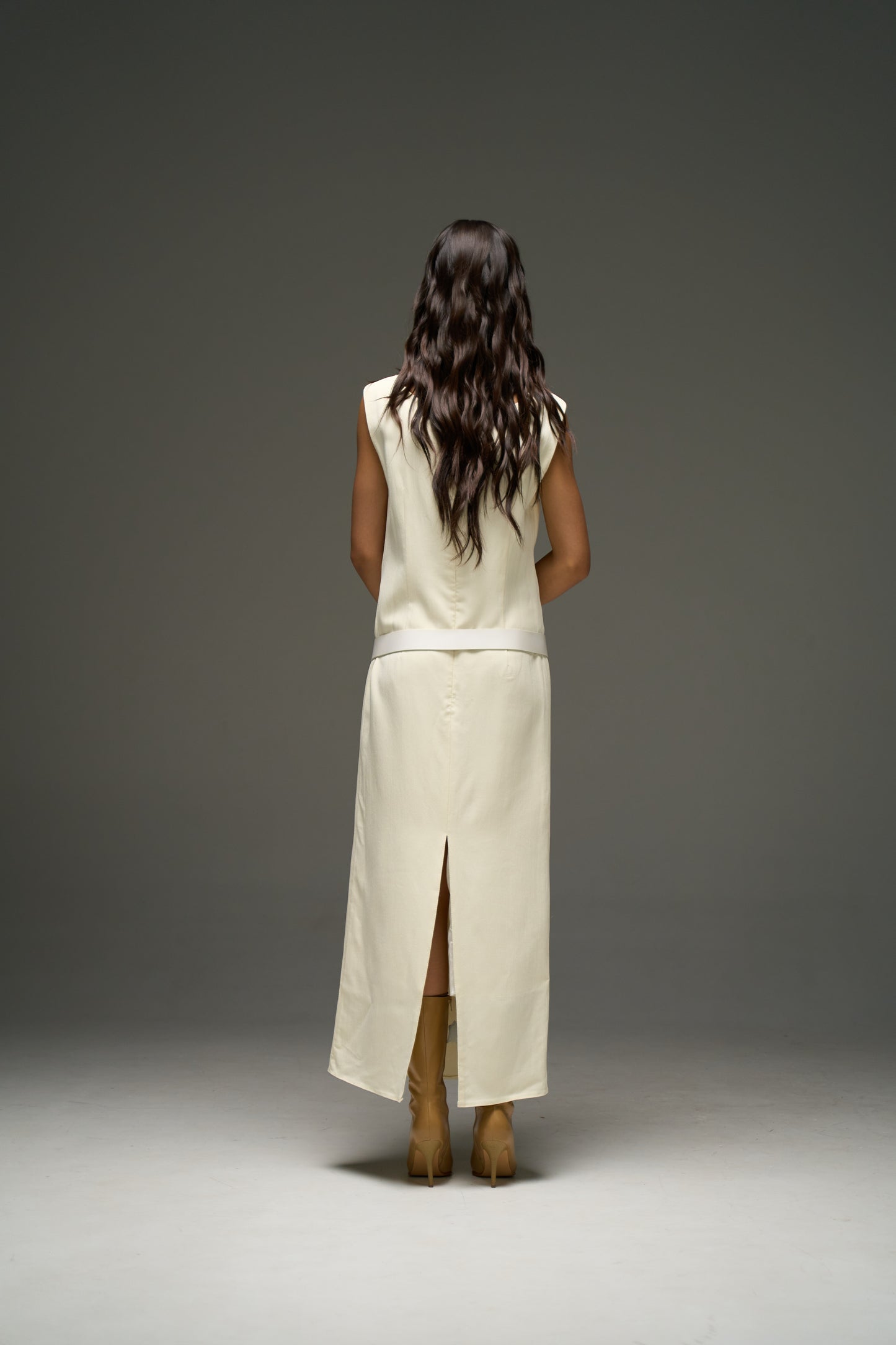 Aq dress in ivory