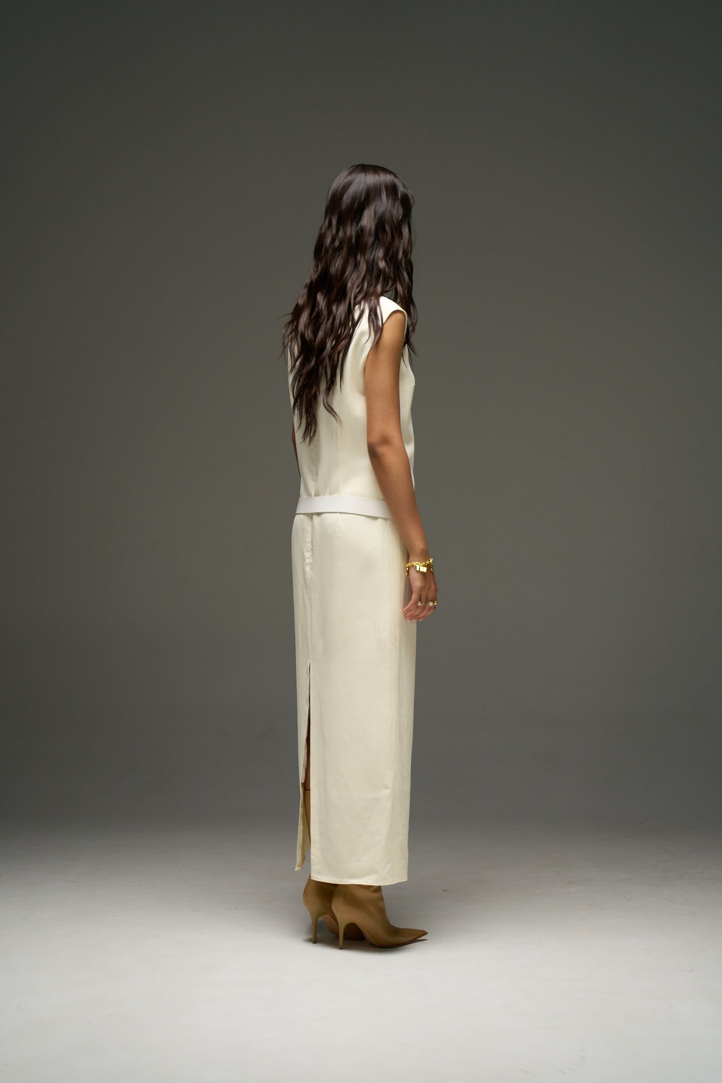 Aq dress in ivory