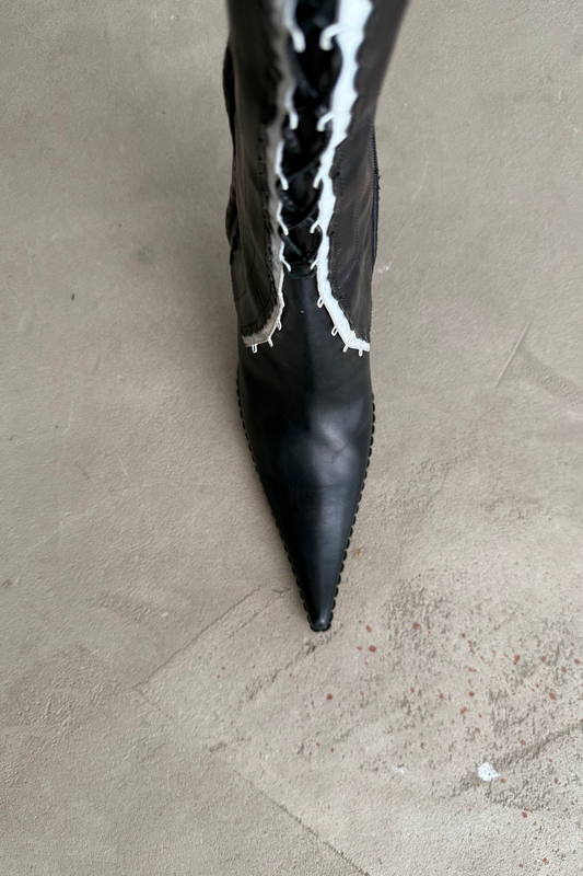 Gerardina Di Maggio Vintage Leather Boots in black