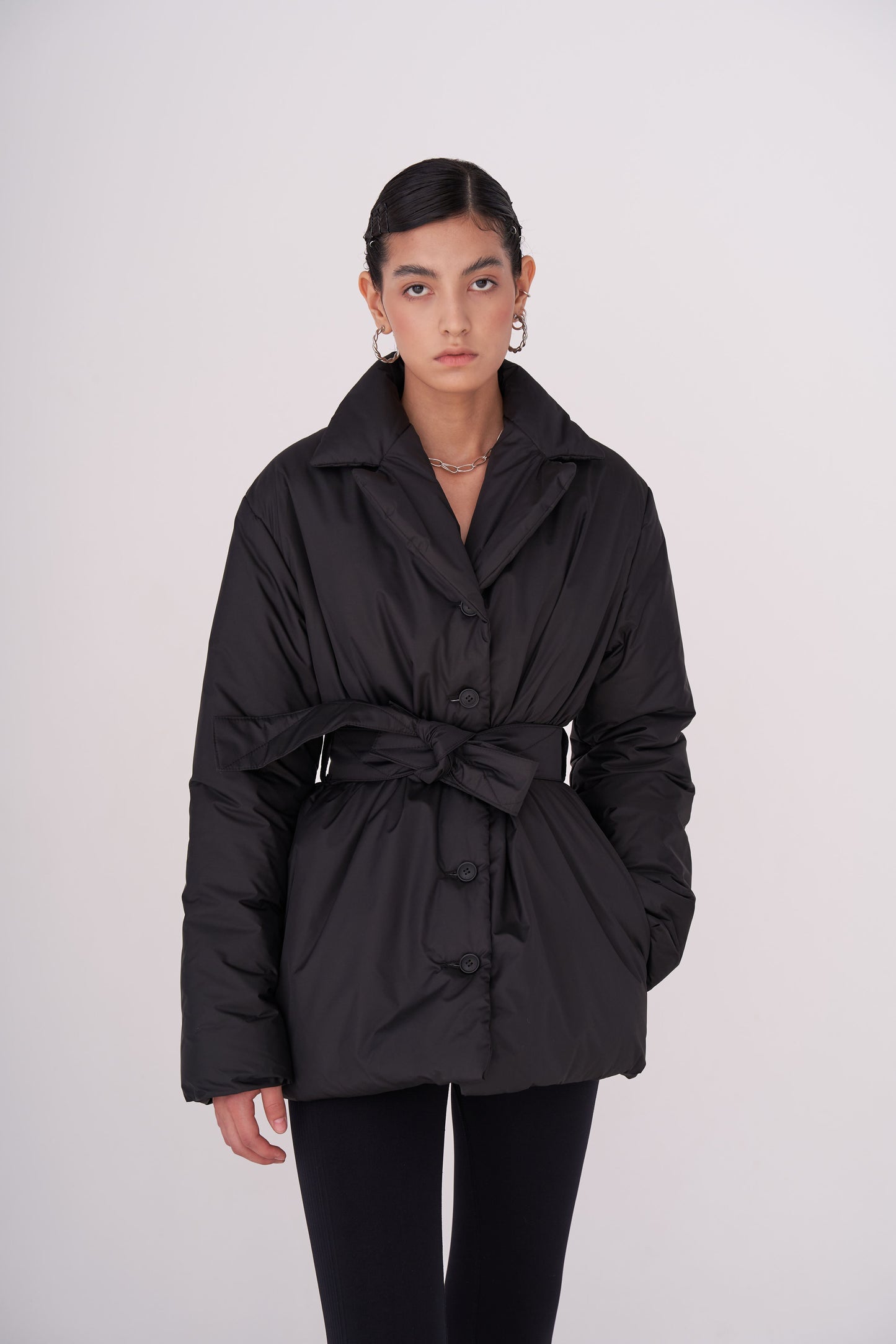 GAU coat short in black