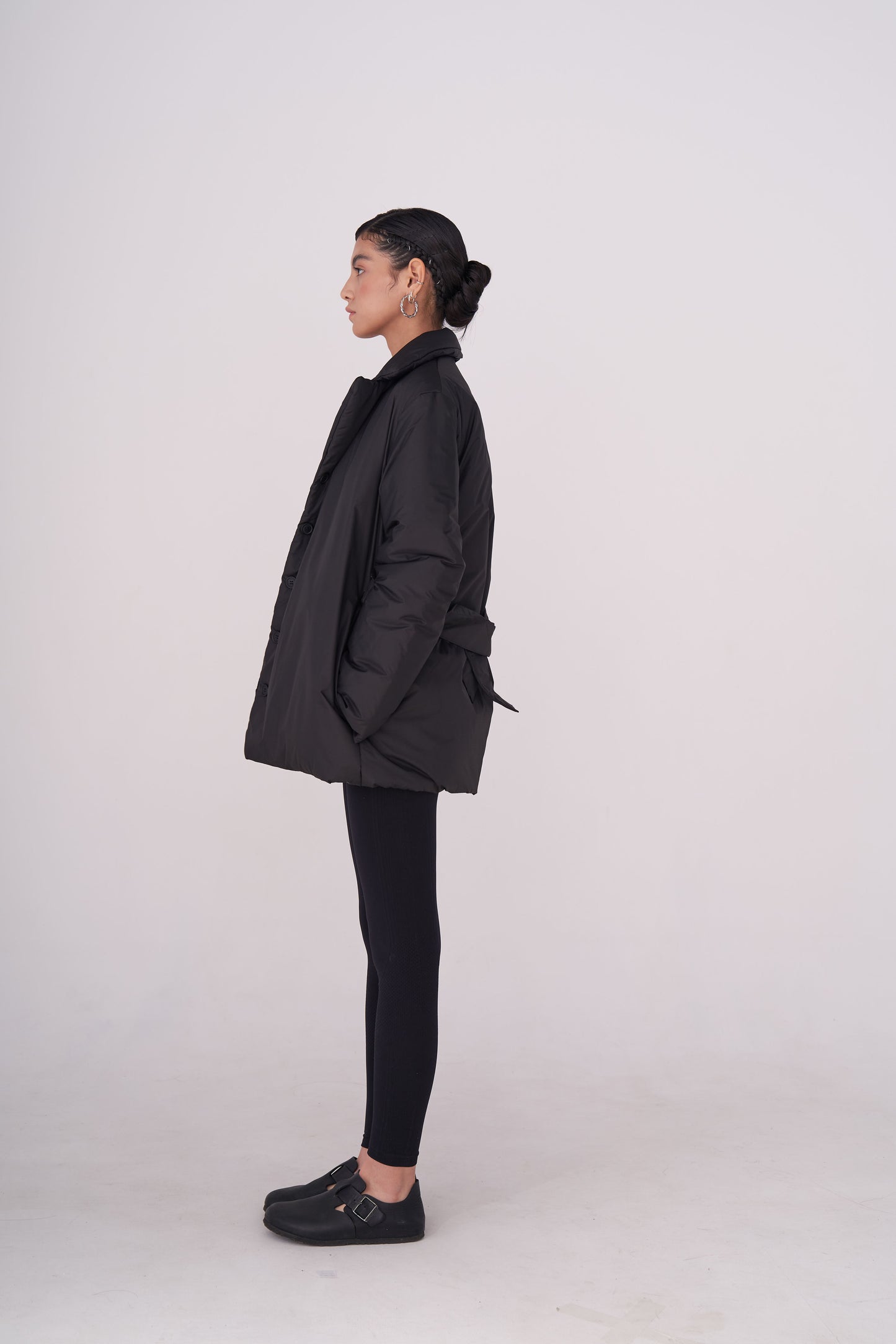 GAU coat short in black