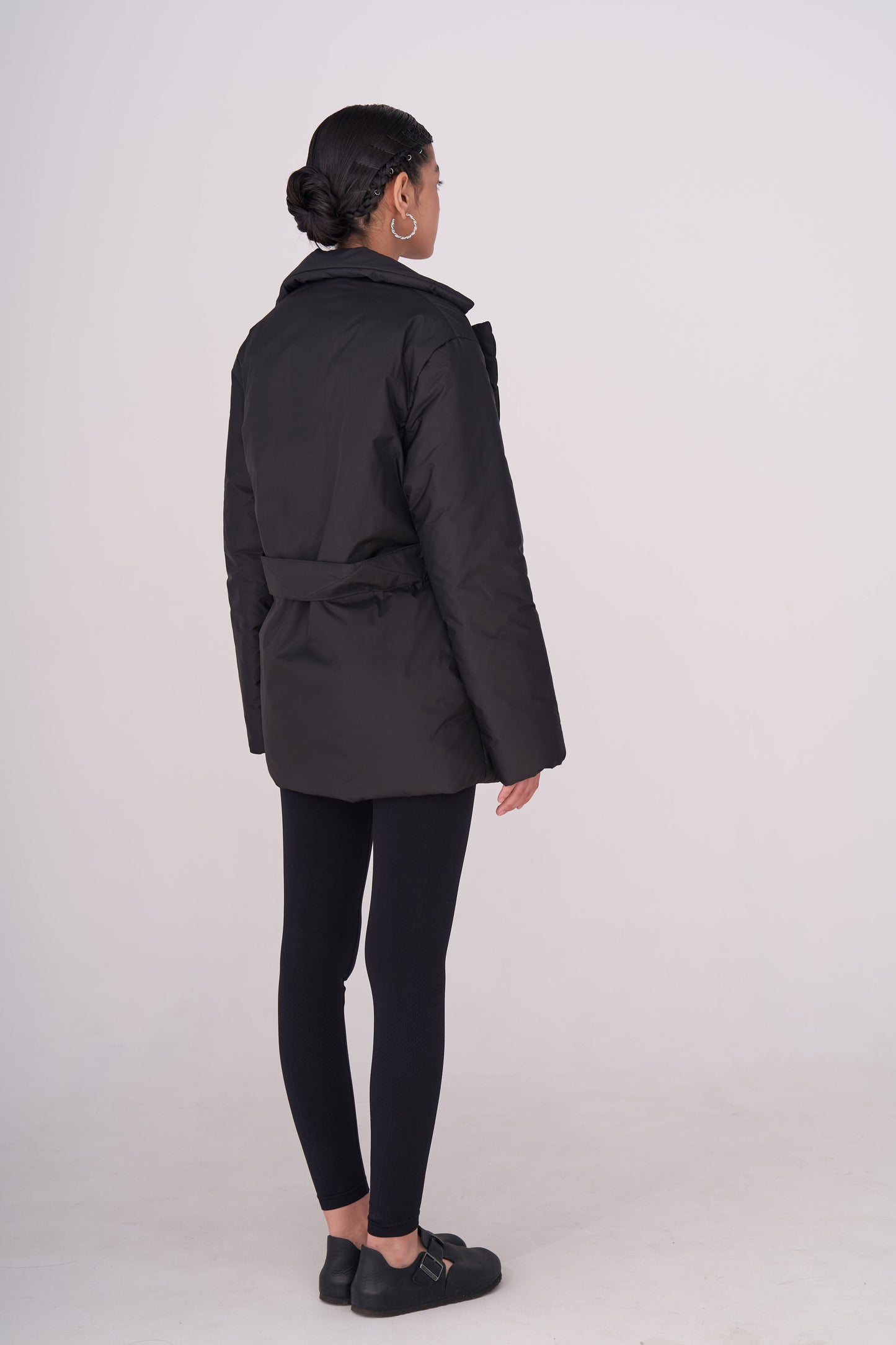 GAU coat short in black